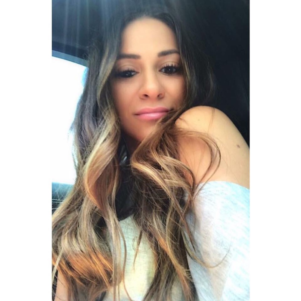 Meet your Posher, Lana